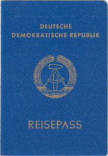 假护照背后的真相,从小罗被捕看全球身份欺诈的挑战 假护照背后的真相,从小罗被捕看全球身份欺诈的挑战