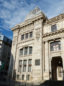 驻米兰总领馆回应郭富城妻子遭抢劫,加强安全意识,保障海外华人安全 驻米兰总领馆回应郭富城妻子遭抢劫,加强安全意识,保障海外华人安全