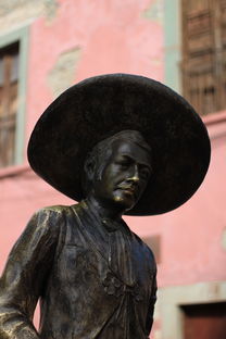 刘伯温预言2024战争，历史与现代的交汇点