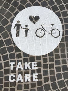 足球图案，绿茵场上的艺术与文化